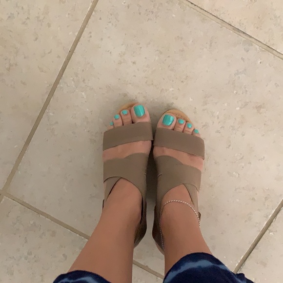 Wedges - Picture 2 of 4